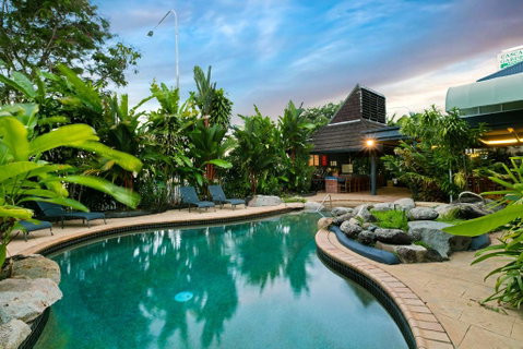 Cascade Gardens - Accommodation Newcastle 0