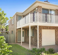 Castions - Lennox Head - Accommodation Newcastle