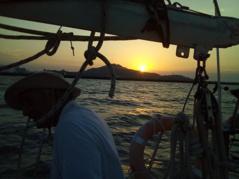 Casual Fare Sailing Charters Townsville - Ocean Living - Cruise - Accommodation Newcastle 2