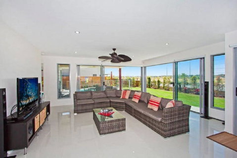 Casuarina @ Corporate Boardies - Accommodation Newcastle 2