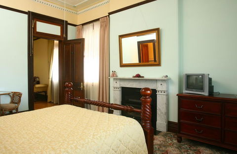 CBC Bed & Breakfast & Cafe - Accommodation Newcastle 2