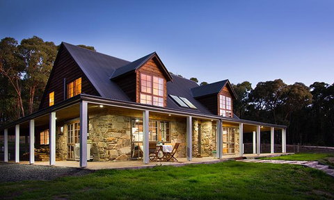 Cedar And Stone - Accommodation Newcastle 0