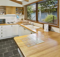 Cedar Cottage - Close to water and pet friendly - Accommodation Newcastle