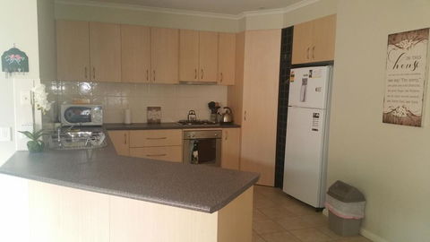 Central 2DYE4 On Annesley - Accommodation Newcastle 1