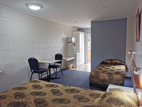 Central Motel Ipswich - Accommodation Newcastle 1