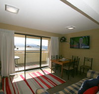 Central Park 10/1 Snowy River Avenue - Accommodation Newcastle