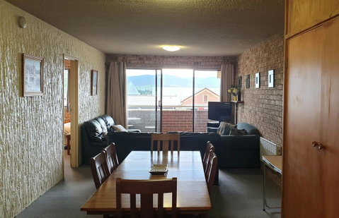 Central Park Apartment 8 - Accommodation Newcastle 2