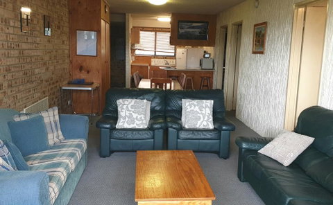 Central Park Apartment 8 - Accommodation Newcastle 3