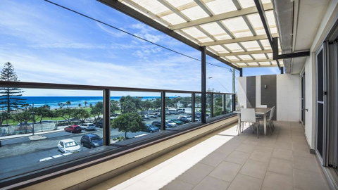 Central Park Suites - Accommodation Newcastle 0