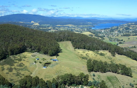 Cherryview Cygnet - Accommodation Newcastle 2