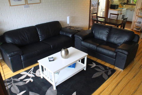 Church St - Accommodation Newcastle 2