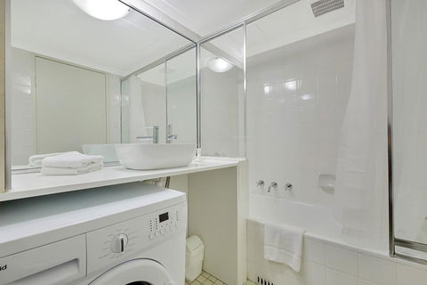 City Apartment At College St - Accommodation Newcastle 2