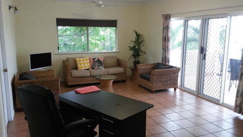 City Garden - Accommodation Newcastle 0