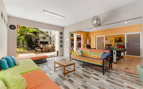 Civic Guesthouse - Accommodation Newcastle 0
