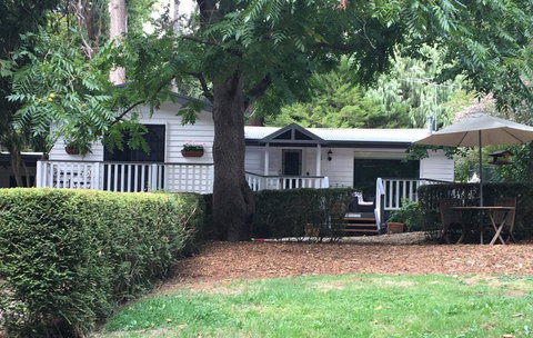 Clarendon Cottages - Accommodation Newcastle 2