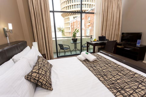 Clarendon Hotel - Accommodation Newcastle 0