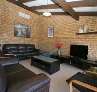 Clearview 2/8 Bogong Street - Accommodation Newcastle