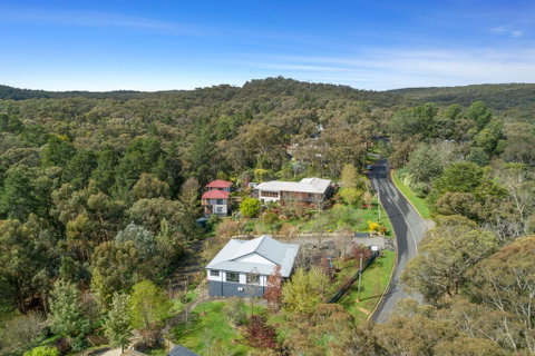 Cloverhill Hepburn Springs - Accommodation Newcastle 0