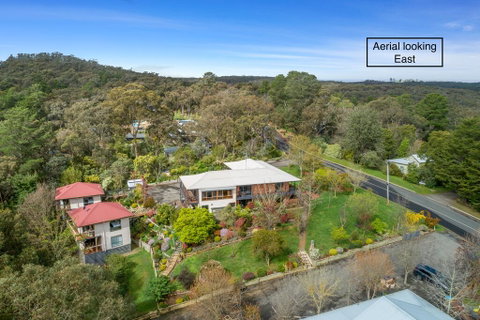 Cloverhill Hepburn Springs - Accommodation Newcastle 1