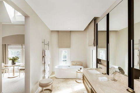 COMO The Treasury - Accommodation Newcastle 2