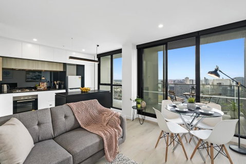 COMPLETE HOST The International Southbank - Accommodation Newcastle 3