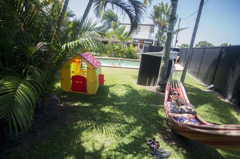 Cool Palms Motel - Accommodation Newcastle 3