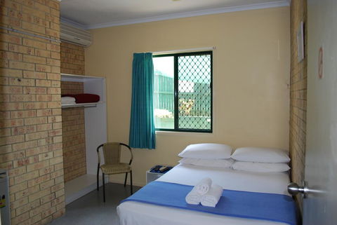 Coolum Budget Accommodation - Accommodation Newcastle 2
