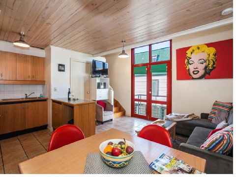 Cora Lynn - Apartment 18 - Accommodation Newcastle 1