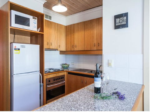 Cora Lynn - Apartment 18 - Accommodation Newcastle 3