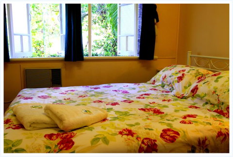 Coral Lodge Bed And Breakfast Inn - Accommodation Newcastle 3
