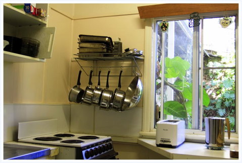 Coral Lodge Bed And Breakfast Inn - Accommodation Newcastle 2