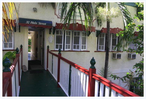 Coral Lodge Bed And Breakfast Inn - Accommodation Newcastle 0