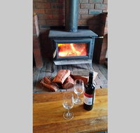 cosy cottage valley views - Accommodation Newcastle