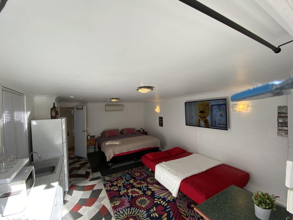 Indooroopilly QLD Accommodation Newcastle