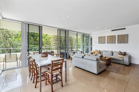 COTTON BEACH 94 - MID-FLOOR PENTHOUSE - Accommodation Newcastle 0