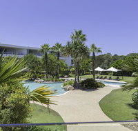 COTTON BEACH ON THE POOL 66 - Accommodation Newcastle