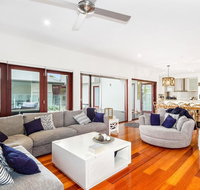Cottonwood Beach House  Corporate Boardies - Accommodation Newcastle