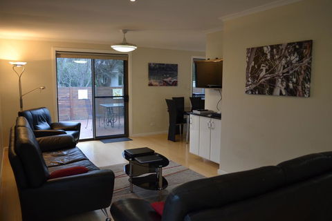 Crisands Of Echuca - Accommodation Newcastle 1