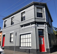 Cromwell Apartment - 3 Red Doors Battery Point - Accommodation Newcastle