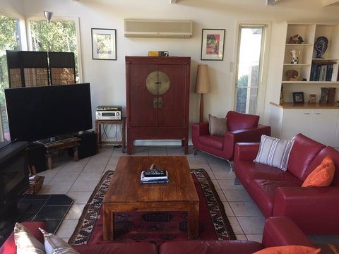 Cullen House - Accommodation Newcastle 3