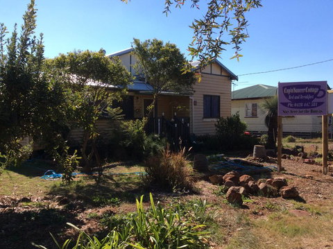 CupnSaucer Cottage - Accommodation Newcastle 1