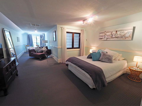 Darlington House - Accommodation Newcastle 1