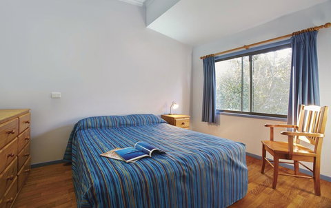 Depot Beach Cabins - Accommodation Newcastle 3