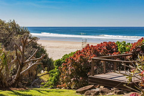 DIRECT BEACH ACCESS - 3 BED APART - CABARITA BEACH - Accommodation Newcastle 0