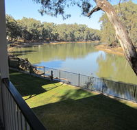 Discovery Parks - Maidens Inn Moama - Accommodation Newcastle