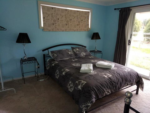 Dixiglen Farm - Accommodation Newcastle 2