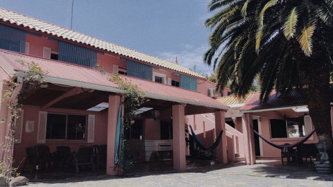 Dolphins Backpackers - Accommodation Newcastle 2