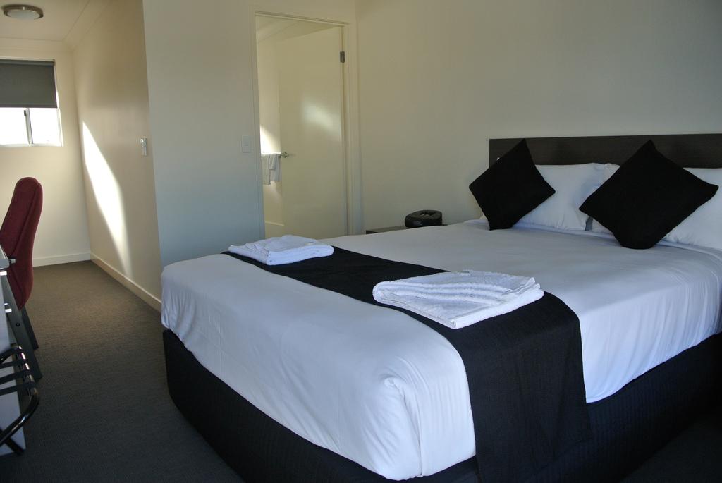 Springsure QLD Accommodation Newcastle