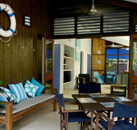 Driftwood - Accommodation Newcastle