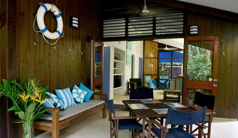 Driftwood - Accommodation Newcastle 0